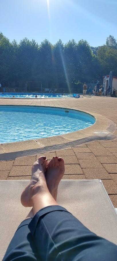 Piscine municipale, Piscine à Saint-Symphorien-de-Lay