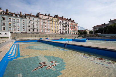 Piscine Municipale Jean Bron Piscine à Grenoble