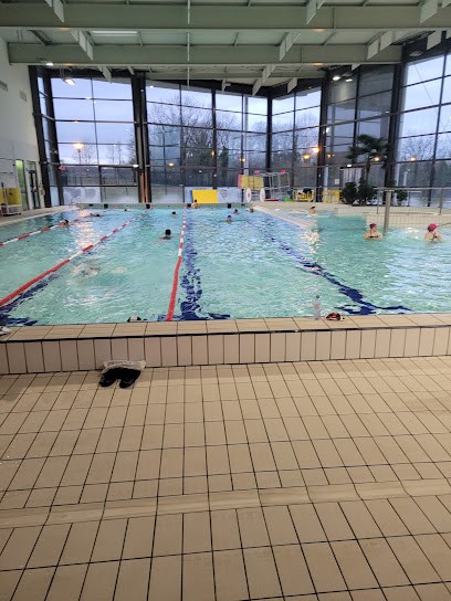 Piscine communautaire de Verneuil-sur-Seine, Piscine à Verneuil-sur-Seine