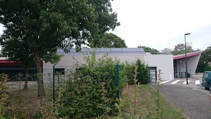 Piscine CAPI Bellevue, Piscine à Saint-Quentin-Fallavier