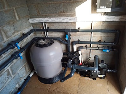 Pumat Dep, Piscine à Rives de l'Yon