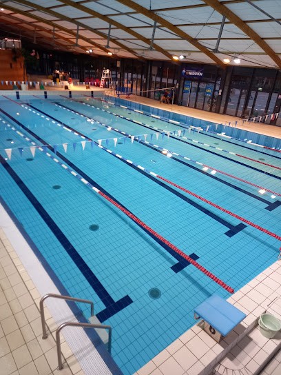 Aqualudis, Piscine à Villefranche-de-Rouergue