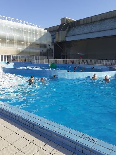 Pool of Raguidelles, Piscine à Suresnes