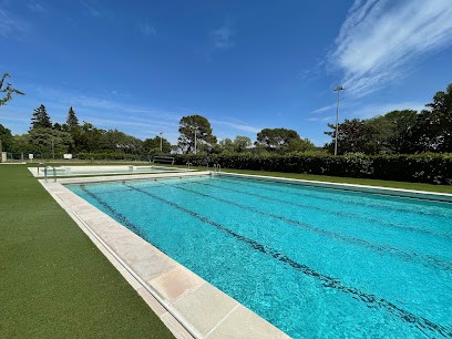 Piscine Municipale Uzès, Piscine à Uzès