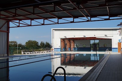 Piscine De Hurongues - Communauté De Communes Des Monts Du Lyonnais, Piscine à Pomeys