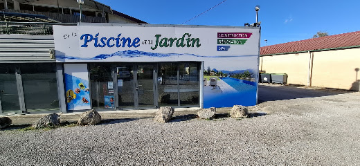 De La Piscine Au Jardin Piscine à Revel