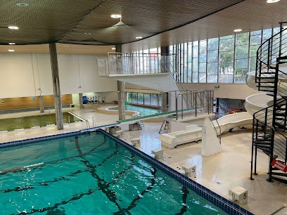 Piscine André Wogenscky, Piscine à Firminy