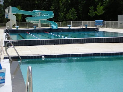 Piscine communautaire, Piscine à L'Isle-Jourdain