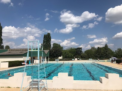 Piscine à Saint Satur, Piscine à Saint-Satur