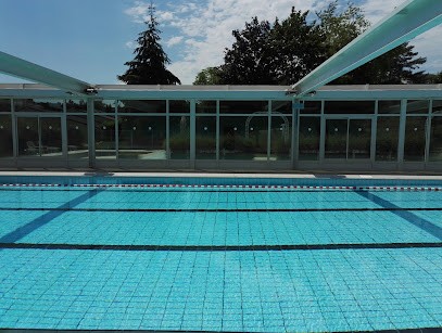 Pool of Raviniere Osny, Piscine à Osny