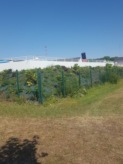 Piscine à La Chartre sur le Loir, Piscine à La Chartre-sur-le-Loir