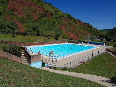 Piscine Communautaire à Marcillac-Vallon (CC. Conques-Marcillac), Piscine à Marcillac-Vallon