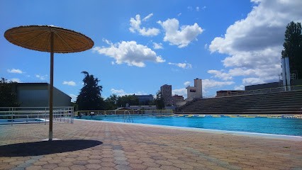 Piscine Extérieure Mâcon, Piscine à Mâcon