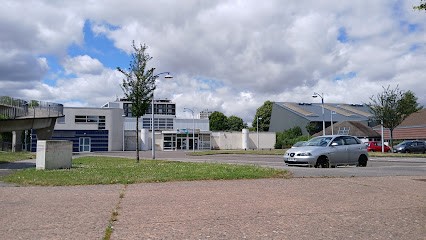 Madeleine Swimming Pool, Piscine à Évreux