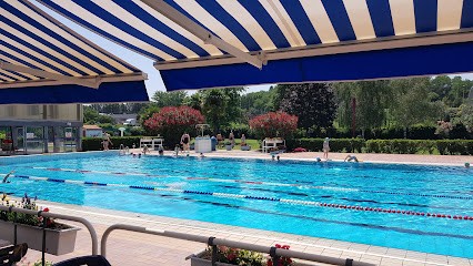 Piscine de Bourg-Lès-Valence, Piscine à Bourg-lès-Valence