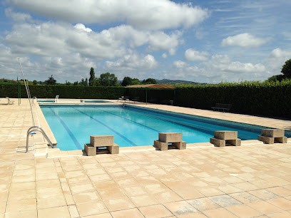 Piscine intercommunale (Cauvaldor), Piscine à Biars-sur-Cère