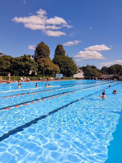 Piscine de Gourin, Piscine à Gourin
