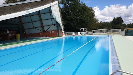 Piscine De St Martin La Meanne, Piscine à Saint-Martin-la-Méanne