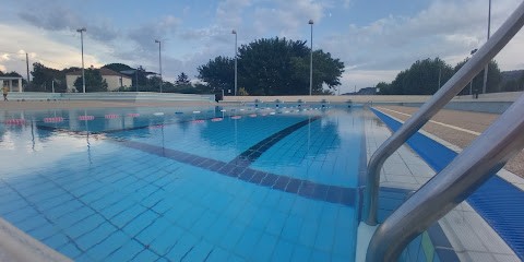 Piscine, Piscine à La Roche-de-Glun