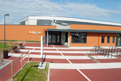 Swimming Pool 3 Waves Of Romilly-sur-Seine, Piscine à Romilly-sur-Seine