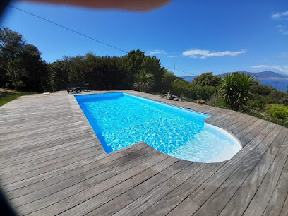 Antho Piscine, Piscine à Peri