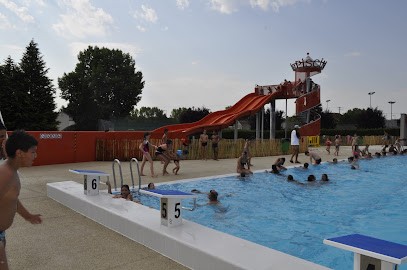 Piscine De Saint-Yorre, Piscine à Saint-Yorre
