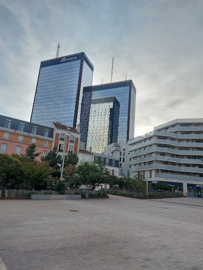 Piscine Les Malassis, Piscine à Bagnolet