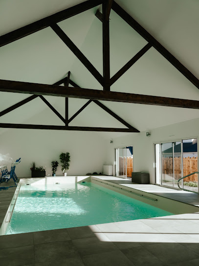 Pocé Les Bains, Piscine à Distré