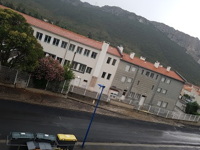 Piscine Des Cortals à Saint Paul De Fenouillet, Piscine à Saint-Paul-de-Fenouillet