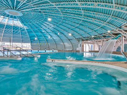 Les Héléades Piscine Municipale De Braud & St-Louis Piscine à Braud-et-Saint-Louis