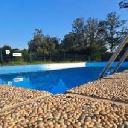 Piscine à Pouillon, Piscine à Pouillon