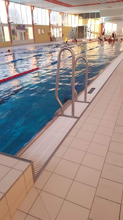 Piscine intercommunale, Piscine à Val-de-Bride