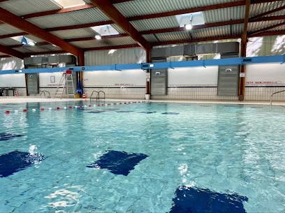 Piscine de Sèvres, Piscine à Sèvres