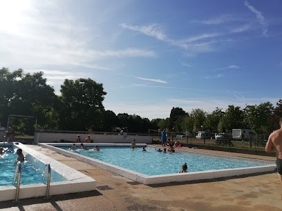 Piscine de Pougues-les-Eaux, Piscine à Pougues-les-Eaux