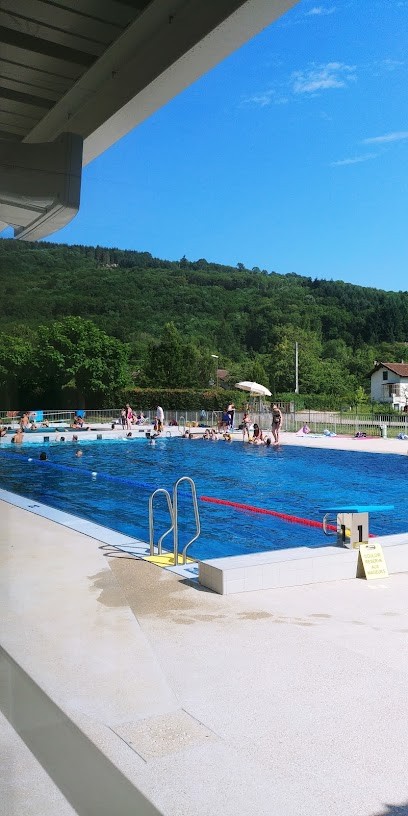 Piscine, Piscine à Cuiseaux