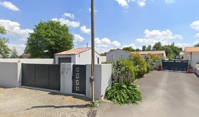 DCA Piscine, Piscine à Rives de l'Yon