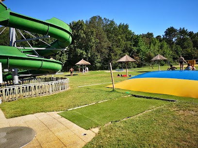 The Aquatic Center Of Saint -Gervais-les-Trois-Clochers, Piscine à Saint-Gervais-les-Trois-Clochers