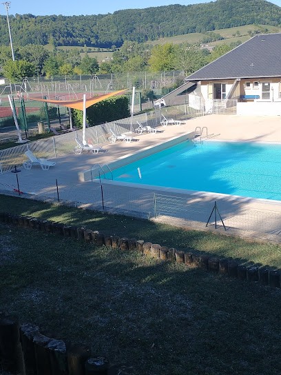 Piscine, Piscine à Sévérac d'Aveyron