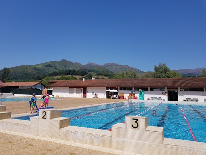 Piscine De Saint Étienne De Baigorri, Piscine à Saint-Étienne-de-Baïgorry