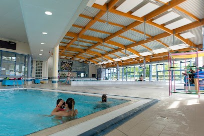 Pool René Touzin, Piscine à Ris-Orangis