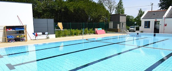 Piscine intercommunale de Peillac, Piscine à Peillac