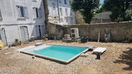 Delpoolandco, Piscine à Saint-Pierre-d'Eyraud