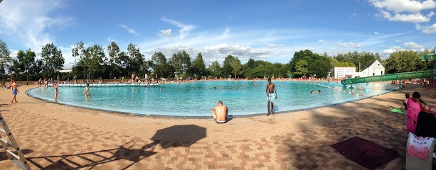 Swimming Ponts-de-Ce, Piscine aux Ponts-de-Cé