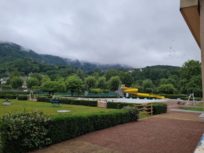 Swimming pool Vic sur Cere, Piscine à Vic-sur-Cère