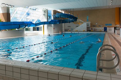 Pool De L'agora, Piscine à Évry