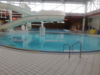 The agglomeration pool Hautil, Piscine à Vauréal