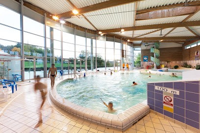 Centre Aquatique FORMÉO, Piscine à Falaise