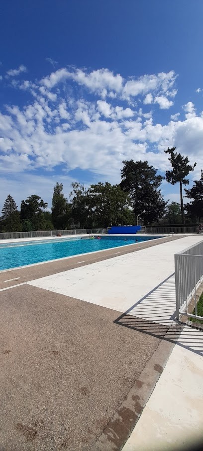 Piscine Municipale, Piscine à Bourbon-l'Archambault