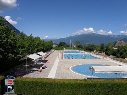 Piscine municipale, Piscine à Saint-Pierre-d'Albigny