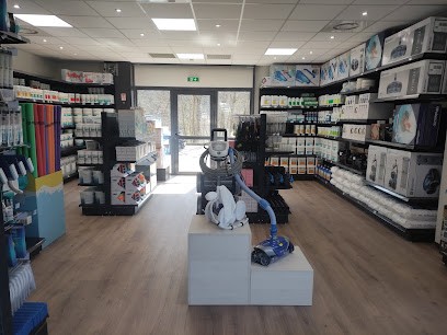 Les pierres d'eau, Piscine à Légny